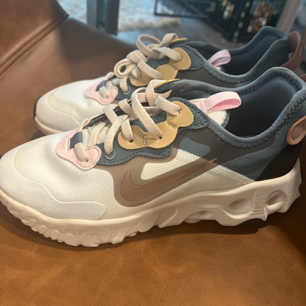 Nike React - image 1